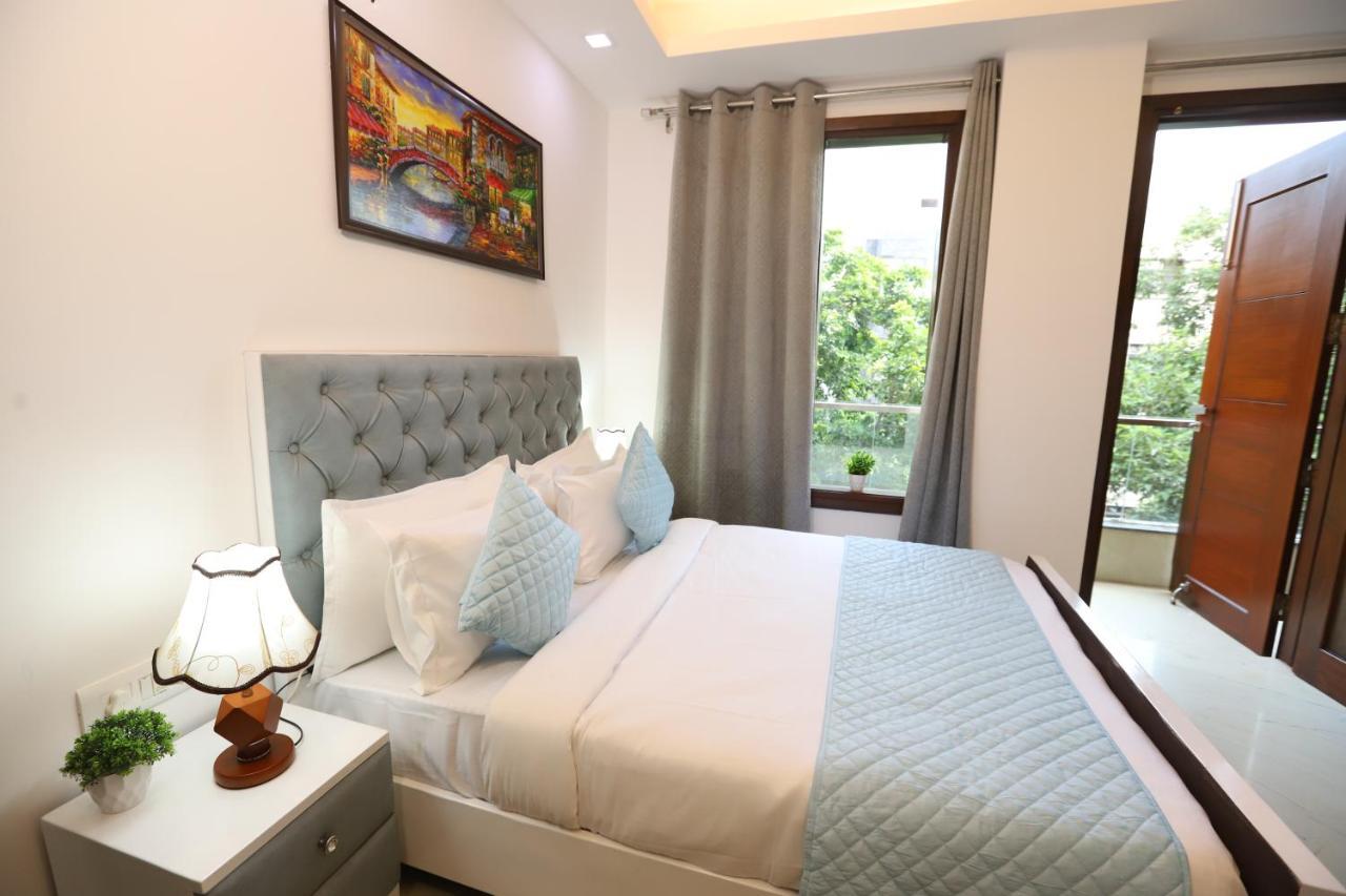 Hotel Nature View Green Park Metro Couple Friendly New Delhi Bagian luar foto