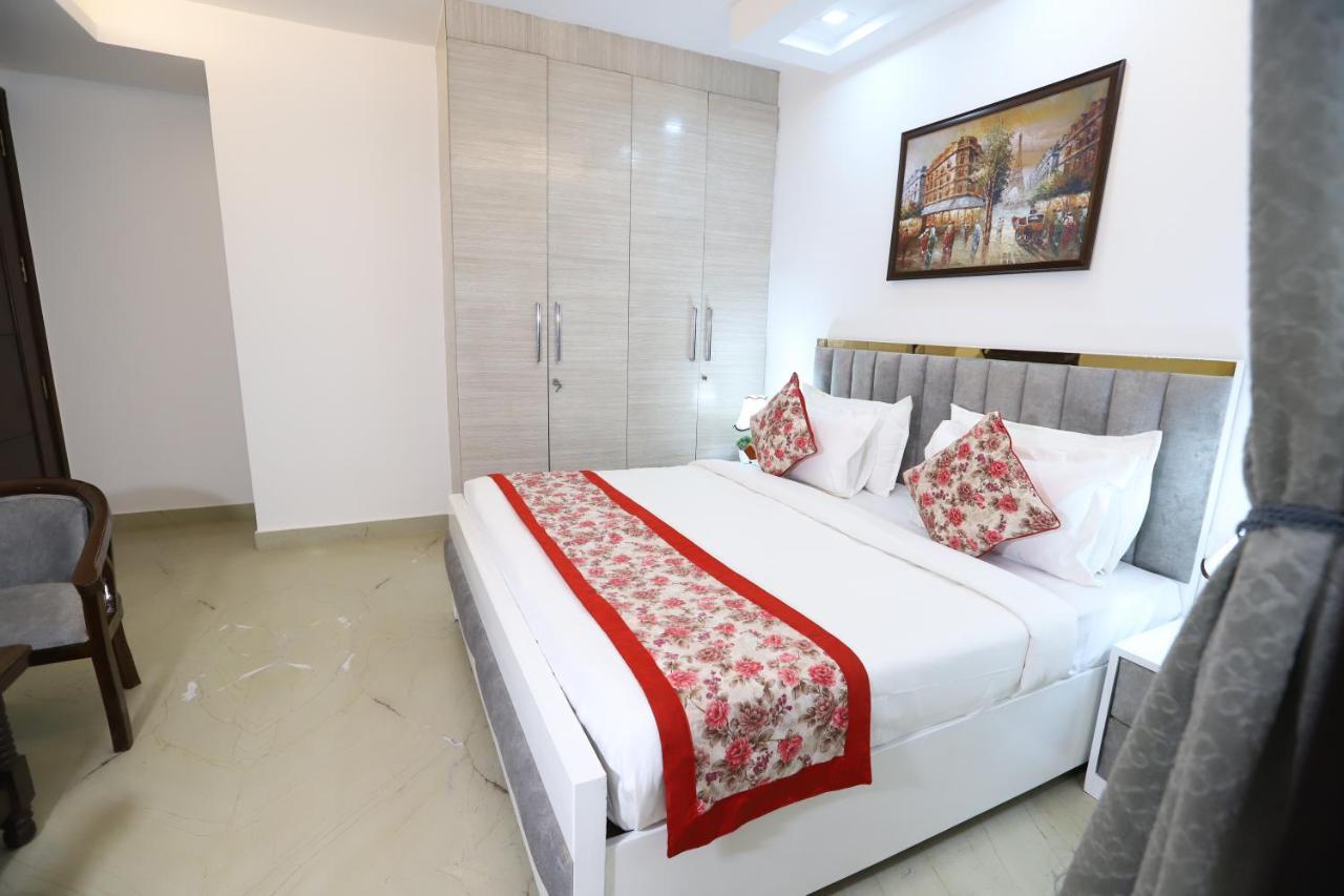 Hotel Nature View Green Park Metro Couple Friendly New Delhi Bagian luar foto