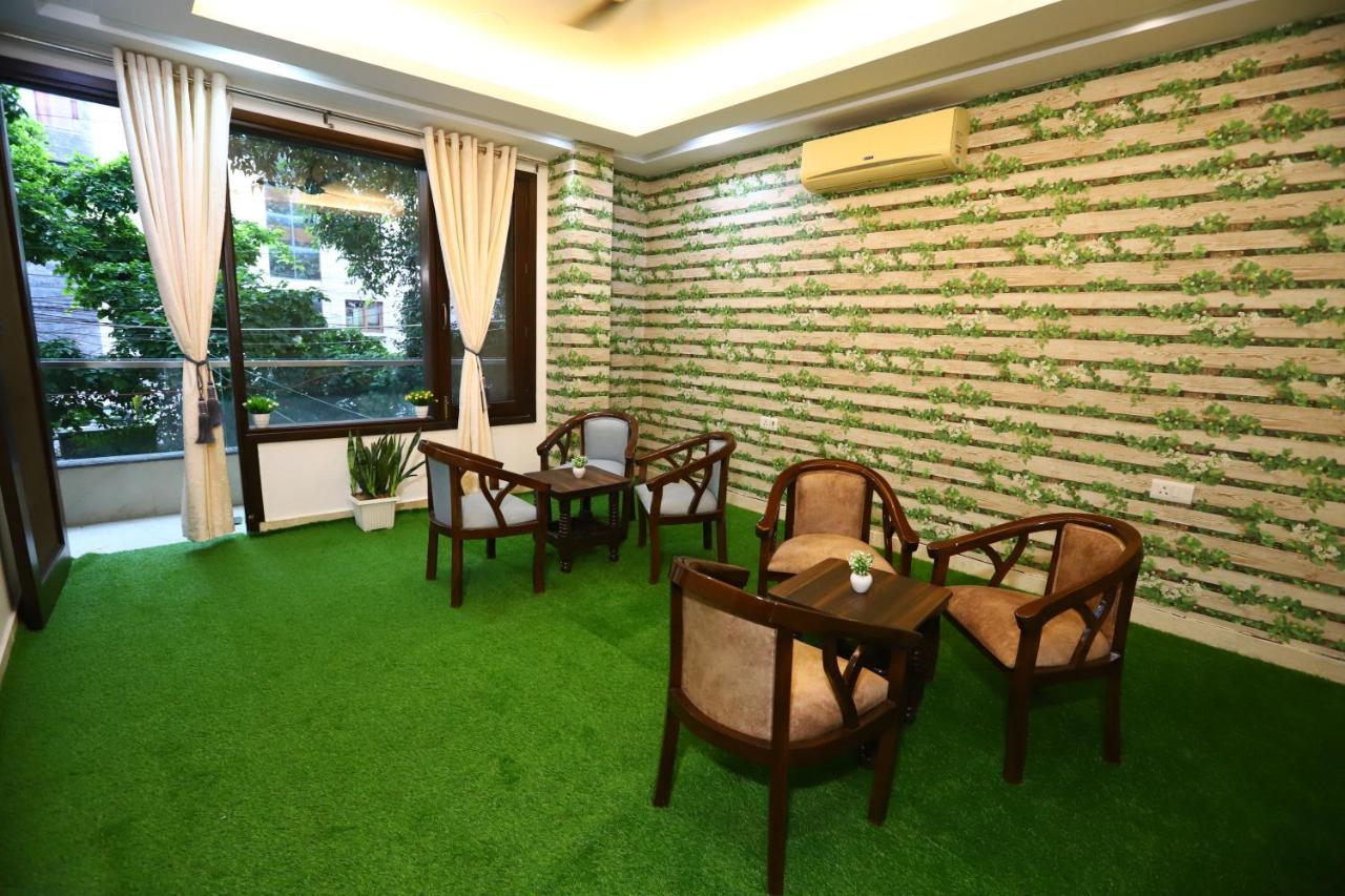 Hotel Nature View Green Park Metro Couple Friendly New Delhi Bagian luar foto