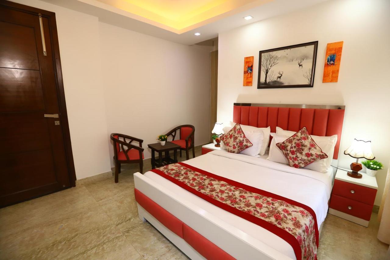 Hotel Nature View Green Park Metro Couple Friendly New Delhi Bagian luar foto