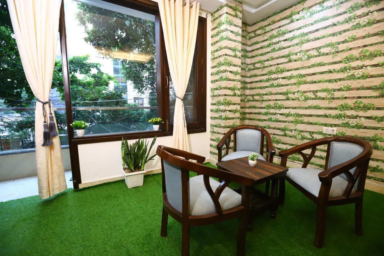Hotel Nature View Green Park Metro Couple Friendly New Delhi Bagian luar foto