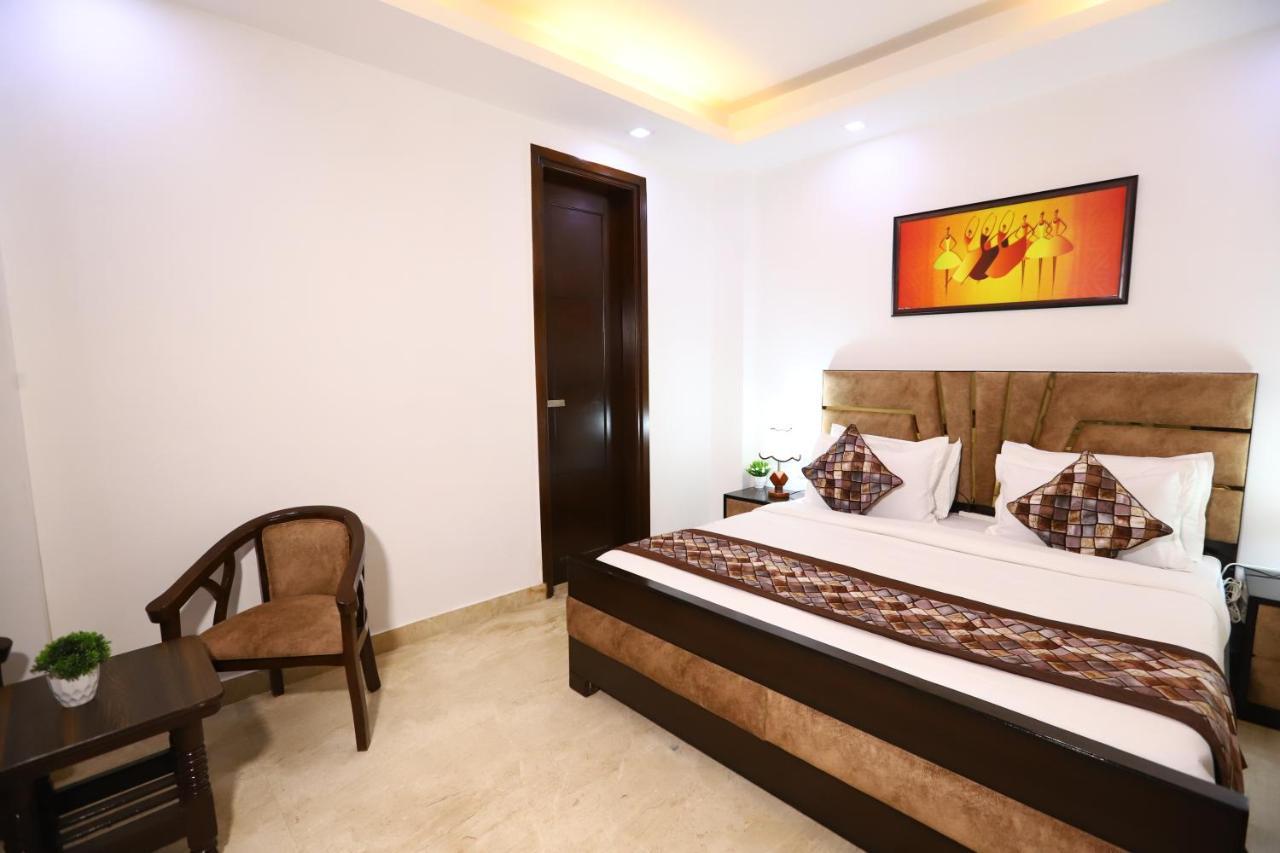 Hotel Nature View Green Park Metro Couple Friendly New Delhi Bagian luar foto