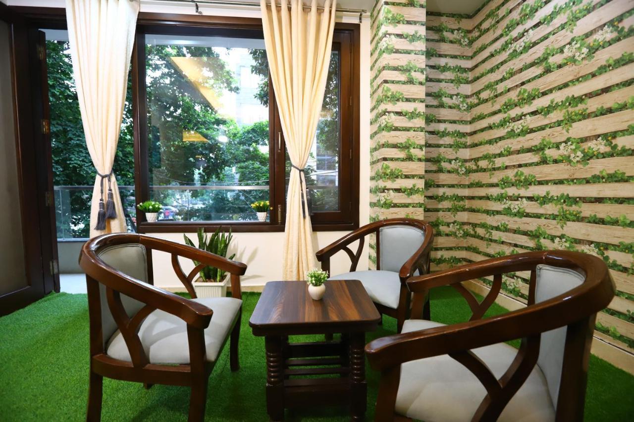 Hotel Nature View Green Park Metro Couple Friendly New Delhi Bagian luar foto